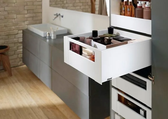 Blum Space Tower Legrabox Pure bílá modul 450 mm Výprodej